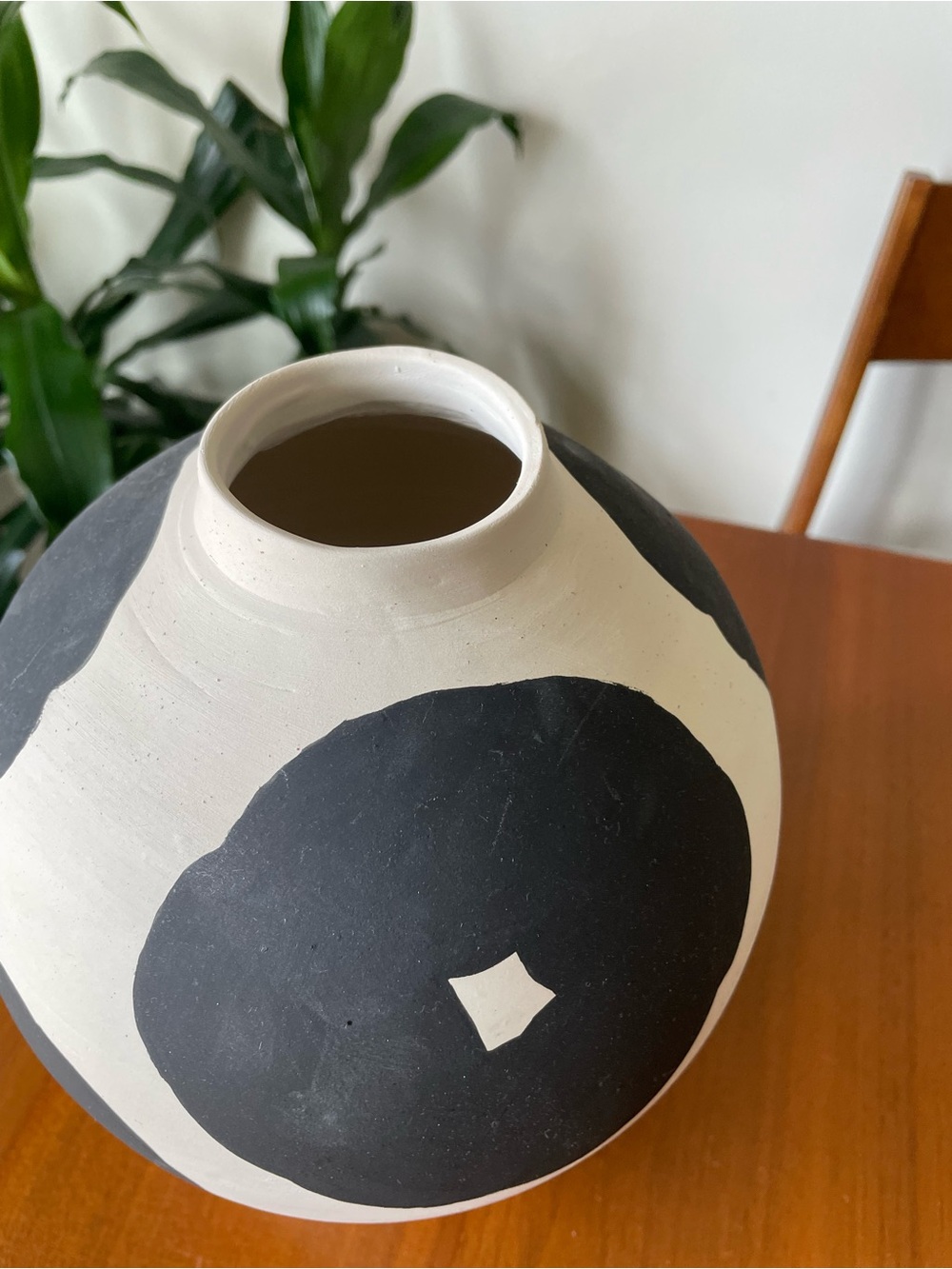 Modern Black and White Ceramic Vase - Unbranded